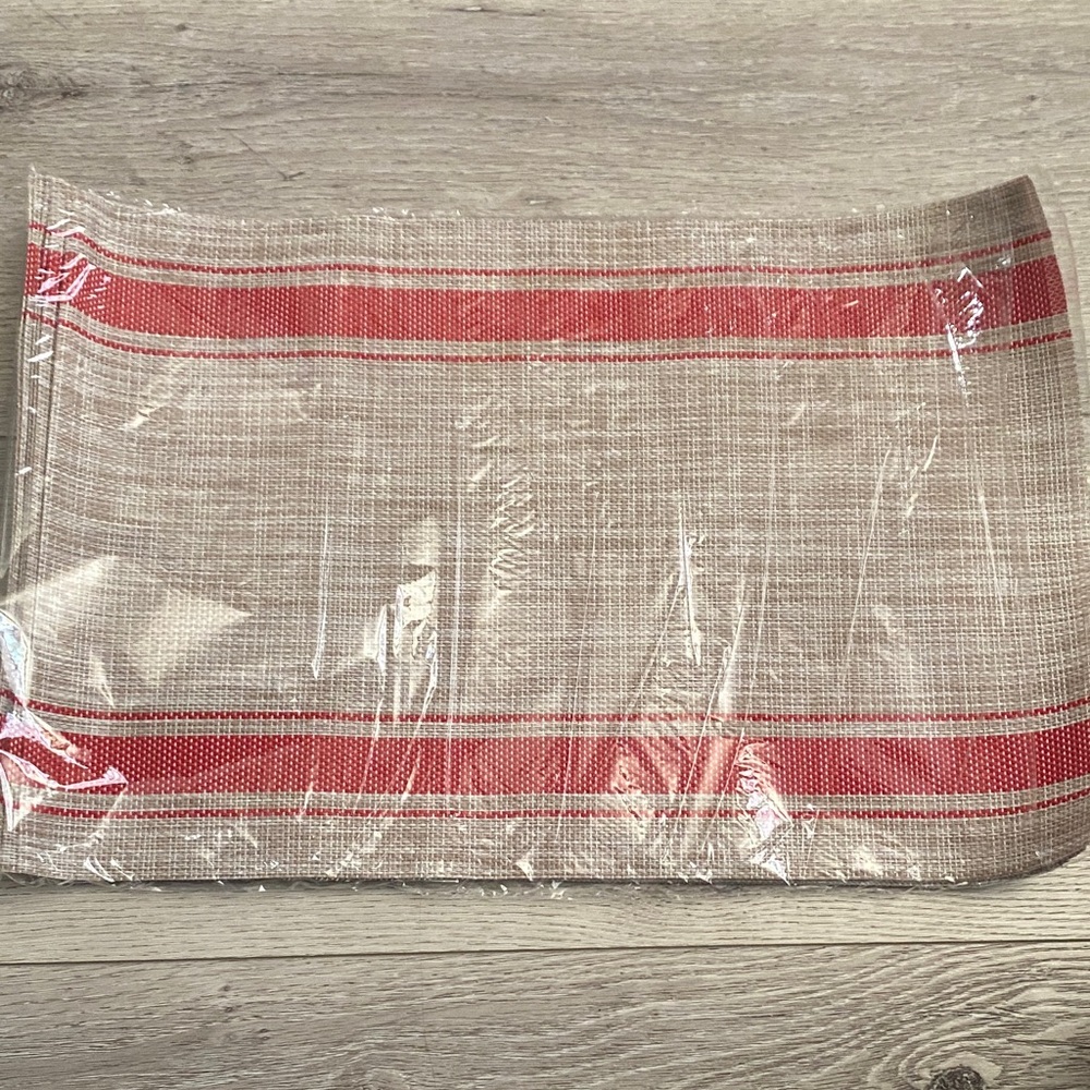 Stylish Red and Tan table Mats